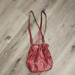 Elegant Red Textured Shoulder Bag